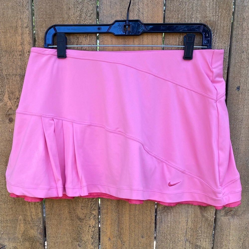 Women’s Nike Dri-fit athletic skirt
